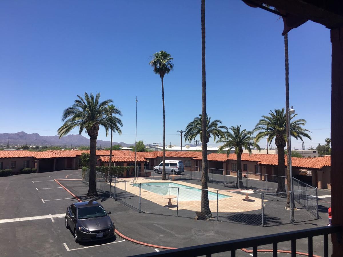 Highland Tower Motel Tucson Esterno foto